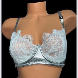 Victorias Secret LUXE Dream Angels Push up without Padding lace faux leather bra